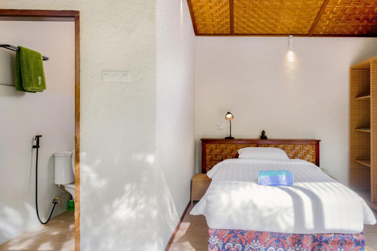 Thalassa Dive & Wellbeing Resort Манадо Екстериор снимка