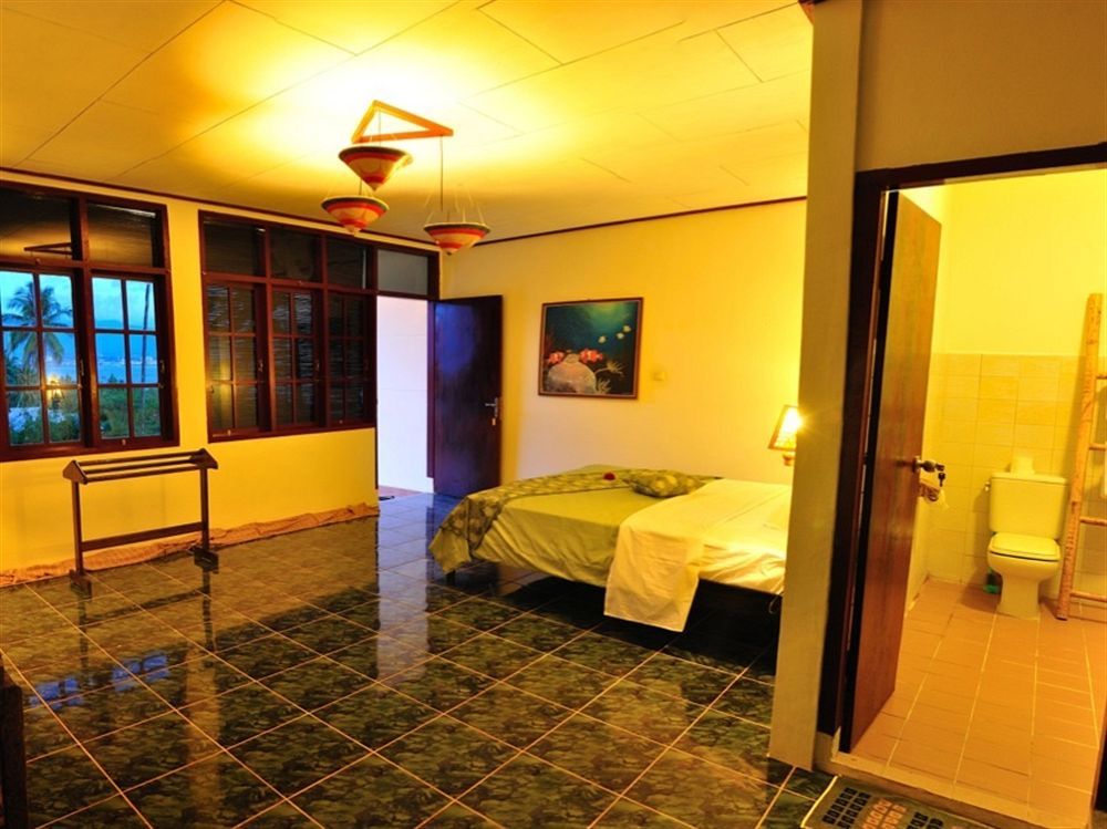 Thalassa Dive & Wellbeing Resort Манадо Екстериор снимка